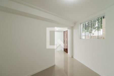 Sala de casa para alugar com 3 quartos, 120m² em Parque Peruche, São Paulo