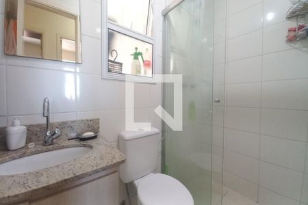 Banheiro de apartamento à venda com 3 quartos, 61m² em Vila Faustina Ii, Campinas