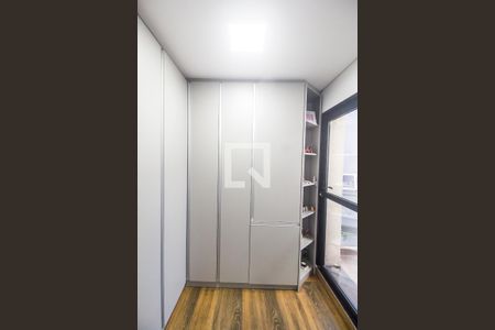 Corredor de apartamento à venda com 4 quartos, 350m² em Alphaville, Santana de Parnaíba