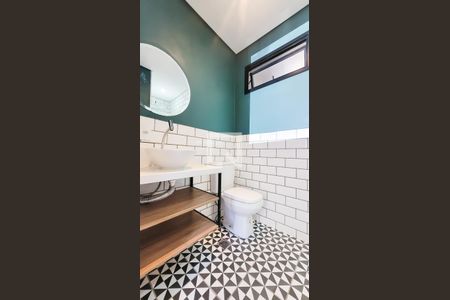 Banheiro Social de kitnet/studio para alugar com 1 quarto, 32m² em Parque das Universidades, Campinas