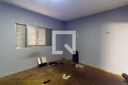 Quarto 1 de casa para alugar com 2 quartos, 100m² em Parque Independência, São Paulo