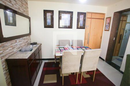 Sala de apartamento para alugar com 2 quartos, 74m² em Taquara, Rio de Janeiro