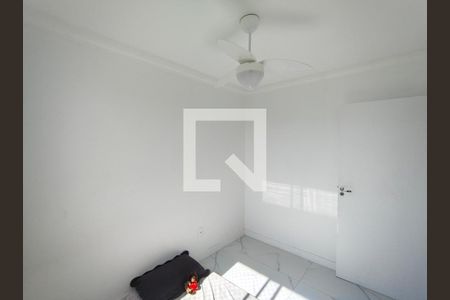 Quarto 1 de apartamento para alugar com 2 quartos, 45m² em Gardênia Azul, Rio de Janeiro