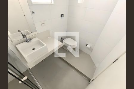 Banheiro de apartamento para alugar com 2 quartos, 85m² em Vila Madalena, São Paulo