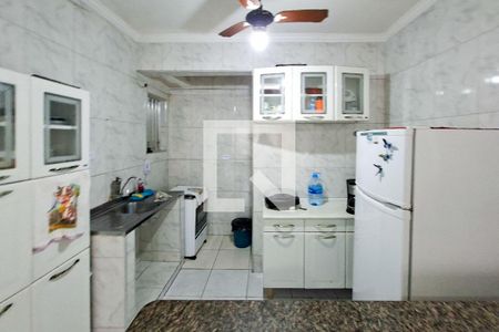 Cozinha  de apartamento para alugar com 1 quarto, 30m² em Guilhermina, Praia Grande