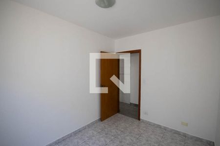 Quarto 2 de casa para alugar com 3 quartos, 240m² em Vila Sabrina, São Paulo