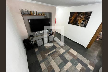 Foto 02 de casa à venda com 3 quartos, 134m² em Metalúrgicos, Osasco