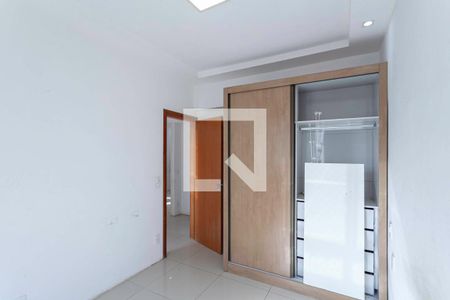 Quarto 2 de apartamento para alugar com 3 quartos, 72m² em Jardim Guanabara, Belo Horizonte