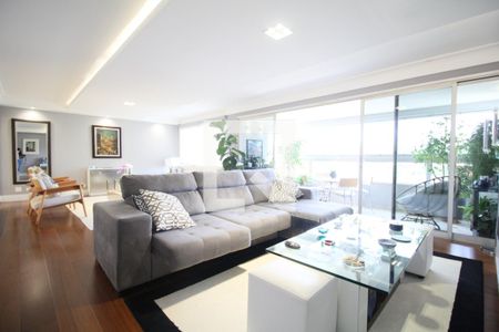 Sala de apartamento à venda com 3 quartos, 217m² em Paraíso do Morumbi, São Paulo