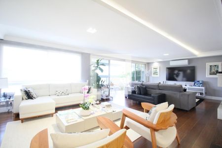 Sala de apartamento à venda com 3 quartos, 217m² em Paraíso do Morumbi, São Paulo