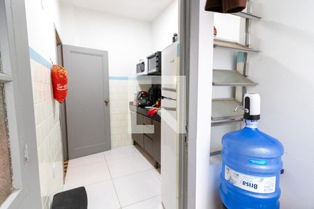 Cozinha e Área de Serviço de apartamento à venda com 1 quarto, 37m² em Centro Histórico, Porto Alegre