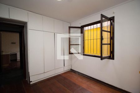 Quarto 2 de casa para alugar com 3 quartos, 190m² em Vila Zat, São Paulo
