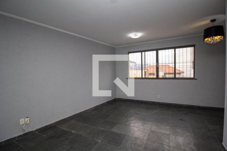 Sala de casa para alugar com 3 quartos, 190m² em Vila Zat, São Paulo