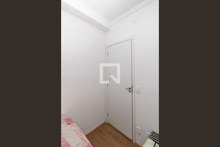 Quarto 1 de apartamento para alugar com 2 quartos, 32m² em Parque Novo Mundo, São Paulo