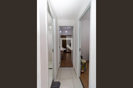 Corredor - Quartos de apartamento para alugar com 2 quartos, 32m² em Parque Novo Mundo, São Paulo