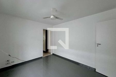 Casa à venda com 3 quartos, 112m² em Vila Congonhas, São Paulo