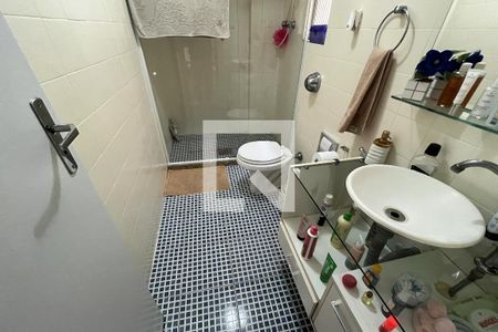Banheiro de apartamento à venda com 1 quarto, 60m² em Tauá, Rio de Janeiro