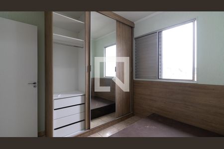 Quarto 2 de casa de condomínio para alugar com 2 quartos, 81m² em Vila Talarico, São Paulo
