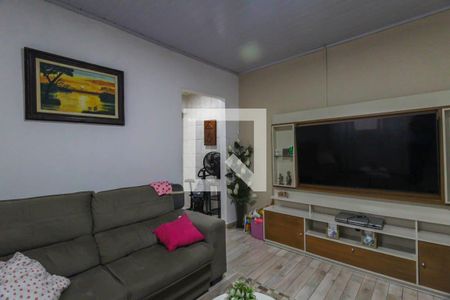 Sala de casa à venda com 4 quartos, 150m² em Vila Olinda, São Paulo