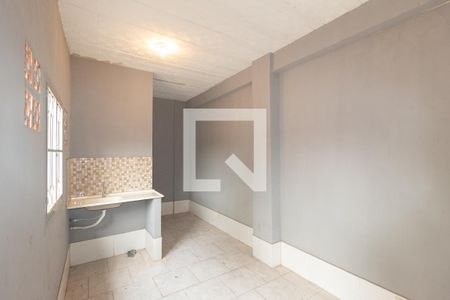 Sala/Quarto de casa de condomínio para alugar com 1 quarto, 35m² em Guaratiba, Rio de Janeiro