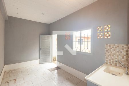 Sala/Quarto de casa de condomínio para alugar com 1 quarto, 35m² em Guaratiba, Rio de Janeiro