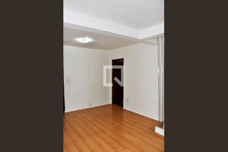 Sala de casa para alugar com 3 quartos, 133m² em Vila Cruz das Almas, São Paulo