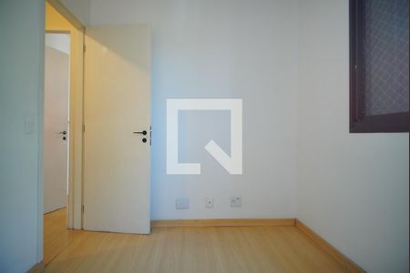 Quarto 1 de apartamento para alugar com 2 quartos, 50m² em Sarandi, Porto Alegre