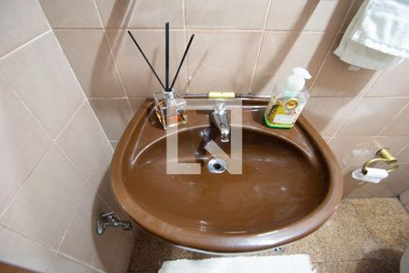 lavabo de casa à venda com 3 quartos, 254m² em Vila Madalena, São Paulo