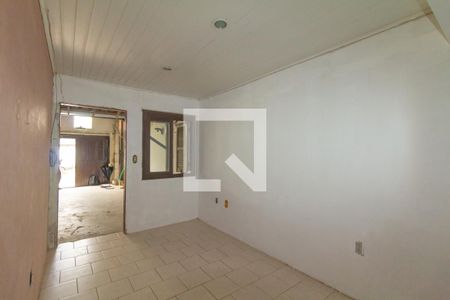 Sala de casa de condomínio à venda com 2 quartos, 42m² em Mato Grande, Canoas