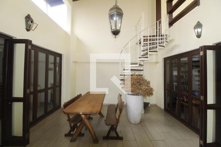 Sala de Jantar de casa à venda com 3 quartos, 200m² em São João, Porto Alegre
