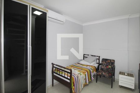Quarto 1 de casa à venda com 3 quartos, 200m² em São João, Porto Alegre