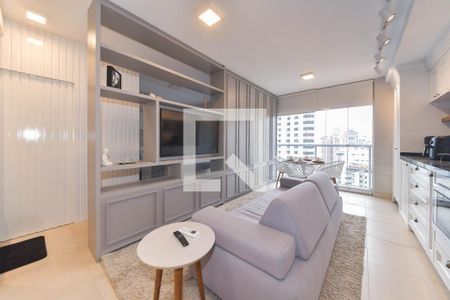 Sala/Cozinha de apartamento à venda com 1 quarto, 40m² em Santo Amaro, São Paulo