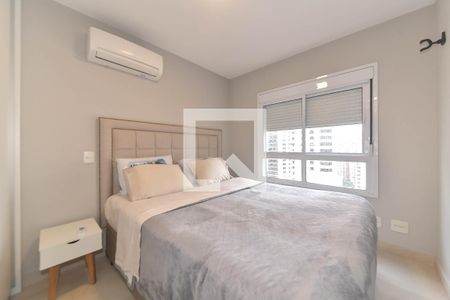 Quarto de apartamento à venda com 1 quarto, 40m² em Santo Amaro, São Paulo