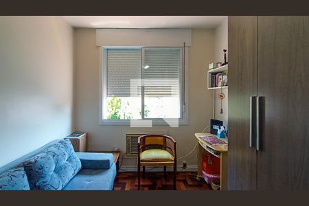 Quarto 1 de apartamento à venda com 3 quartos, 58m² em Teresópolis, Porto Alegre