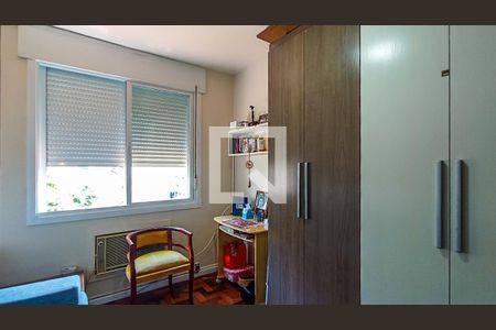 Quarto 1 de apartamento à venda com 3 quartos, 58m² em Teresópolis, Porto Alegre