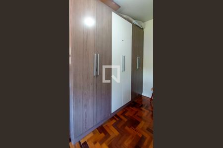 Quarto 1 de apartamento à venda com 3 quartos, 58m² em Teresópolis, Porto Alegre