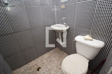 Casa 1 - Banheiro  de casa à venda com 5 quartos, 148m² em Jardim Peri, São Paulo