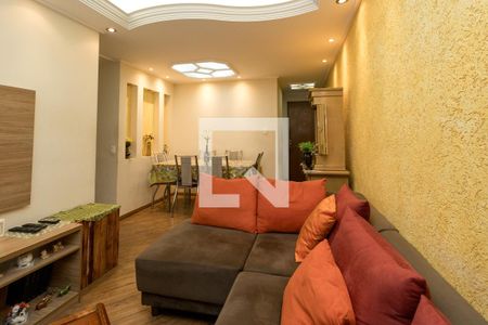 Sala de apartamento para alugar com 3 quartos, 64m² em Vila Ivone, São Paulo