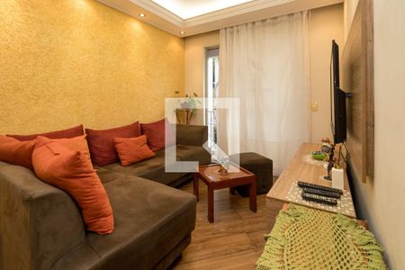 Sala de apartamento para alugar com 3 quartos, 64m² em Vila Ivone, São Paulo