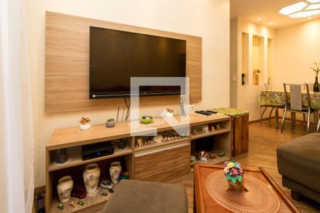 Sala de apartamento para alugar com 3 quartos, 64m² em Vila Ivone, São Paulo