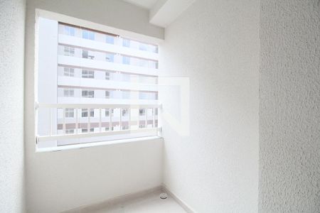 Varanda da Sala/Cozinha de apartamento para alugar com 2 quartos, 28m² em Jardim Monte Kemel, São Paulo