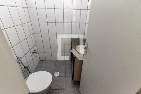 Banheiro de apartamento para alugar com 2 quartos, 73m² em Parque Santos Dumont, Taboão da Serra