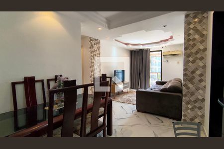 Sala de apartamento para alugar com 2 quartos, 90m² em Recreio dos Bandeirantes, Rio de Janeiro