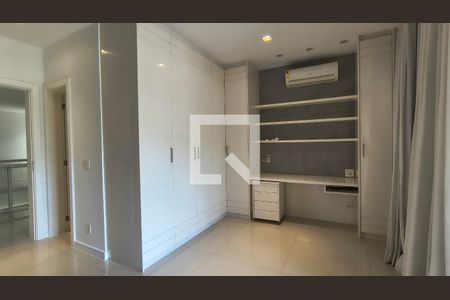 Suíte 1 de casa de condomínio à venda com 4 quartos, 450m² em Barra da Tijuca, Rio de Janeiro