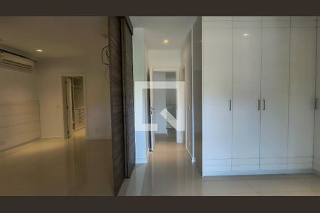 Suíte 1 de casa de condomínio à venda com 4 quartos, 450m² em Barra da Tijuca, Rio de Janeiro