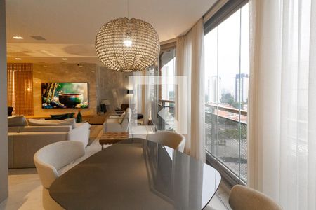 Varanda Sala de apartamento à venda com 4 quartos, 197m² em Jardim das Acacias, São Paulo