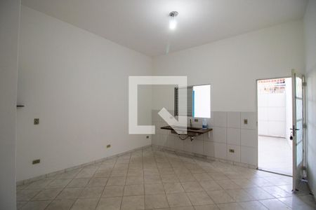 Sala/Cozinha de casa para alugar com 2 quartos, 250m² em Jardim das Vertentes, São Paulo