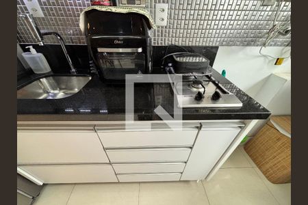 Cozinha de apartamento à venda com 1 quarto, 45m² em Vila Nova Conceição, São Paulo