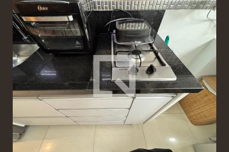Cozinha de apartamento à venda com 1 quarto, 45m² em Vila Nova Conceição, São Paulo
