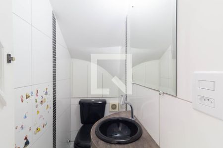 Lavabo de casa para alugar com 2 quartos, 180m² em Vila Campanela, São Paulo
